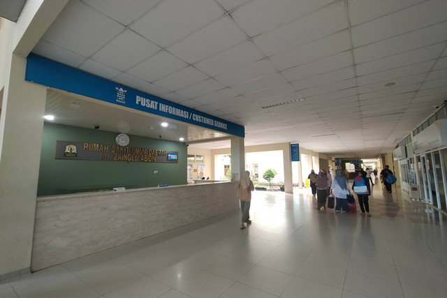 Pasien penderita gagal ginjal sedang menjalani perawatan di RSUD Zainoel Abidin. Foto: Zuhri Noviandi/kumparan