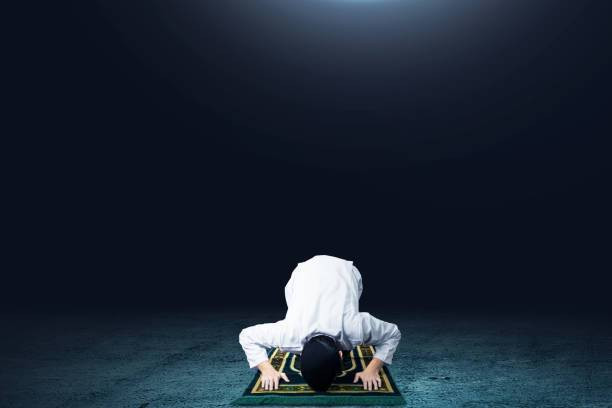 Ilustrasi sholat tahajud. Foto: Unsplash