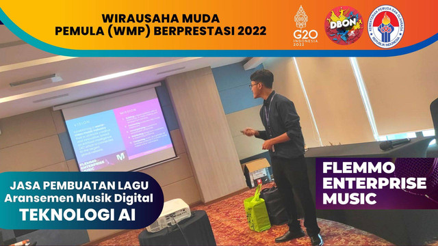 Maharsyalfath Maulasufa, Top 10 Industri Kreatif Wirausaha Muda Pemula WMP Berprestasi Kemenpora RI 2022 mempresentasikan company profile Flemmo Enterprise Music pada 24 Oktober 2022