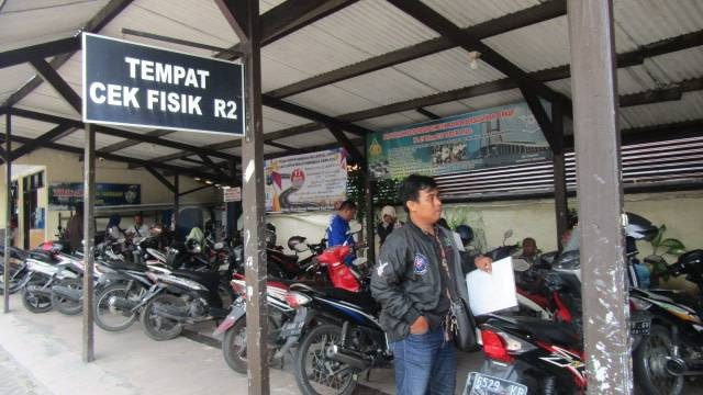 Ilustrasi cara mutasi motor dan balik nama. Foto: dok. Istimewa