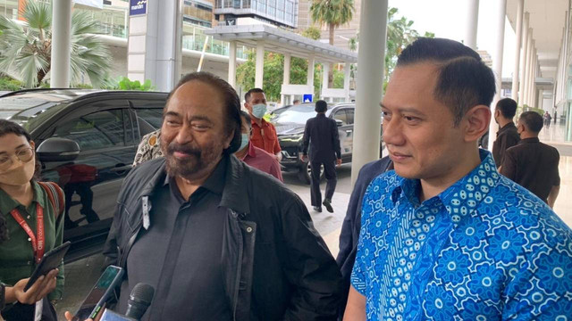 Ketum Partai NasDem Surya Paloh dan Ketum Partai Demokrat Agus Harimurti Yudhoyono bertemu di Wisma Nusantara, Jakarta pada Rabu (26/10/2022). Foto: Luthfi Humam/kumparan