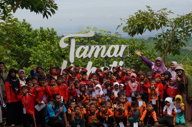 Peserta KTS di Taman Kehati (dokumentasi pribadi) 