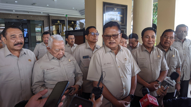 Sejumlah Purnawirawan Kapolri datangi Mabes Polri, Kamis (27/10/2022). Foto: Jonathan Devin/kumparan