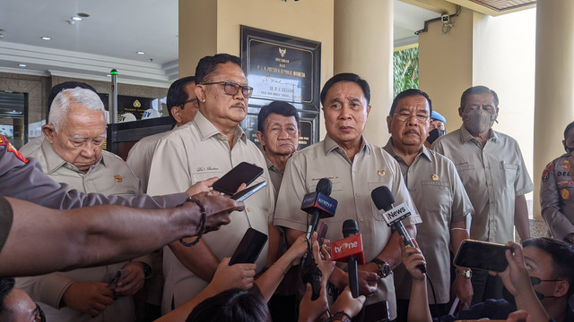 Sejumlah Purnawirawan Kapolri datangi Mabes Polri, Kamis (27/10/2022). Foto: Jonathan Devin/kumparan