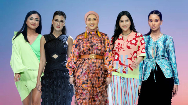 Deretan selebriti yang melenggang di Jakarta Fashion Week 2023. Foto: kumparan