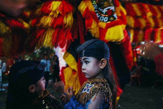 Ilustrasi Sejarah Reog Ponorogo, sumber Photo by Gianfranco Lanzio on Unsplash