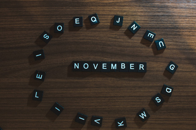 quotes bulan november. sumber foto : unsplash/nelly.
