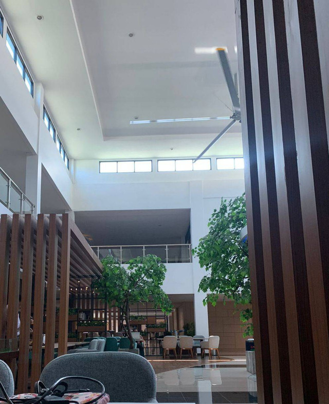 Gambar 1. Suasana co-working space di BRIN (sumber : foto pribadi)