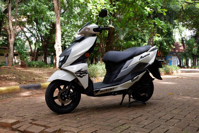 Suzuki Avenis 125. Foto: Aditya Pratama Niagara/kumparan