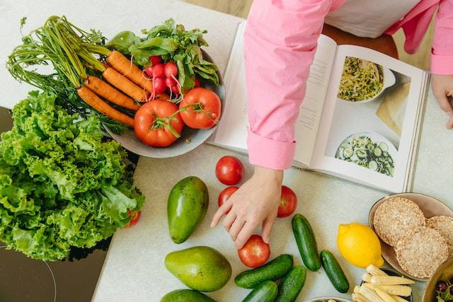 Ilustrasi resep makanan dengan reks prosedur. Foto: unsplash.com/fraenkly