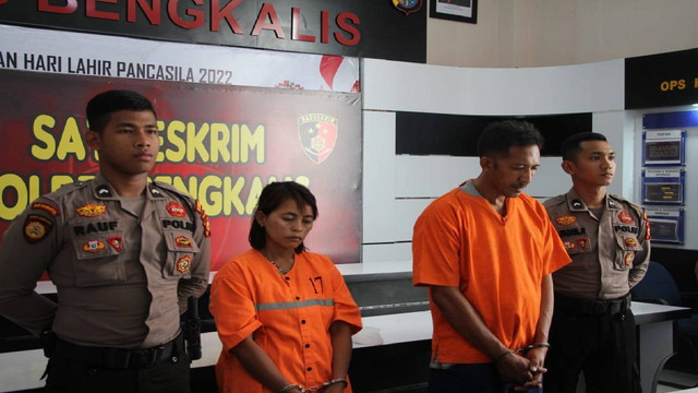 Pasutri di Riau tega menghabisi nyawa ODGJ demi klaim asuransi. (Dok Polres Bengkalis)
