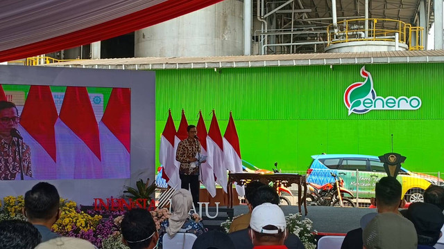 Wakil Menteri BUMN I Pahala Nugraha Mansyuri dalam acara 'Bioetanol Tebu untuk Ketahanan Energi' di Pabrik Bioetanol PT. Enero PTPN X Jalan Raya Gempolkerep, Kecamatan Gedeg, Mojokerto, Jawa Timur pada Jumat (4/11/2022). Foto: Farusma Okta Verdian/kumparan