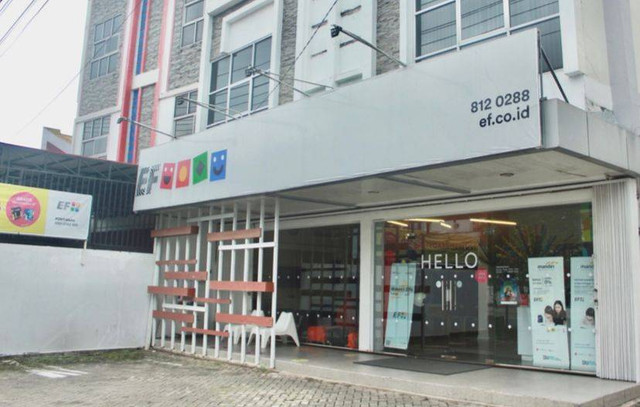 English First Pontianak, tempat kursus belajar bahasa Inggris. Foto: EF Pontianak