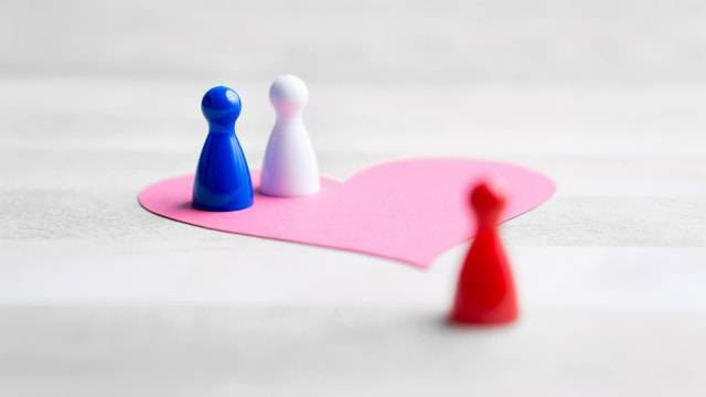 Ilustrasi selingkuh. Foto: Shutterstock