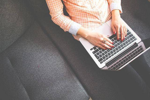 Ilustrasi format penulisan makalah di Word. Foto: Pixabay. 