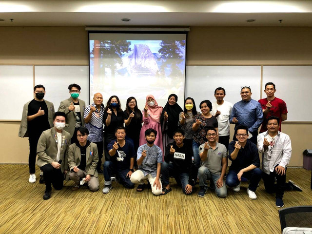Para peserta workshop yang digelar TDA Jakbar dan Podomoro University. foto/dok
