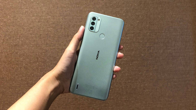 Nokia C31. Foto: Farren Sahertian/kumparan