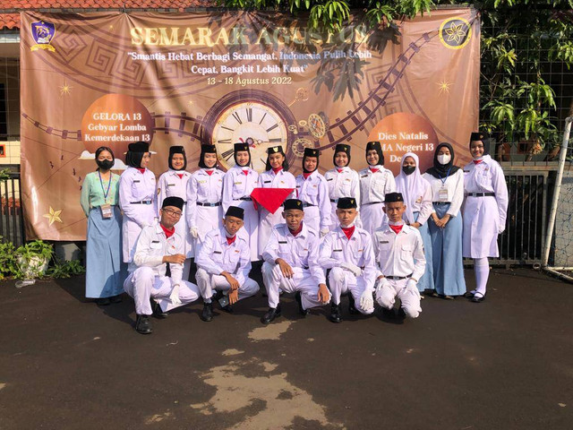 Dokumen Pribadi (Paskibra SMAN 13 Depok)