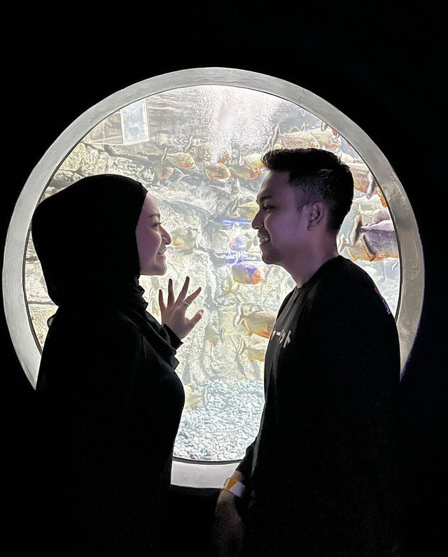 Nathalie Holscher dan Fariz Utama. Foto: Instagram/@nathalieholscher