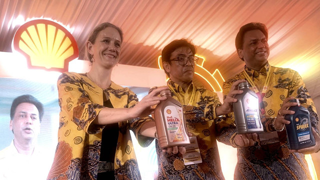 Loop Shell Marunda Dukung Kurangi Emisi Karbon, Shell Pasang Panel Surya di Pabrik Pelumas ...