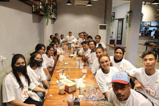 Mahasiswa Papua yang ada di Provinsi Banten menyambut positif kehadiran program Papua Digital Academy dalam mengembangkan potensi SDM anak-anak muda. Foto: Dok, Istimewa