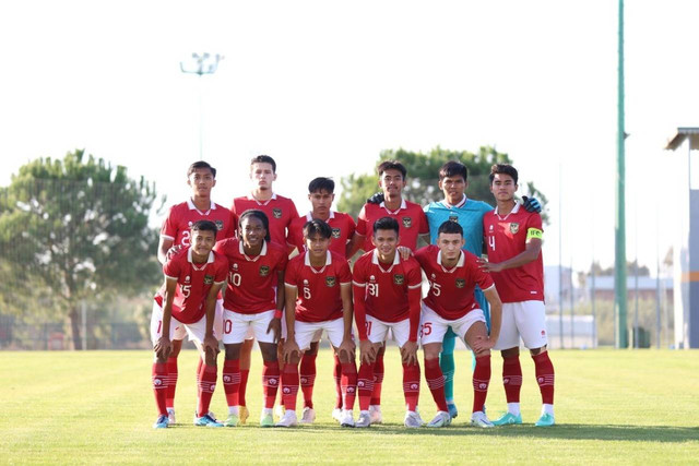 Timnas U-20 Indonesia melakukan laga uji coba melawan Al-Adalah FC di Istanbul, Turki. Foto: PSSI