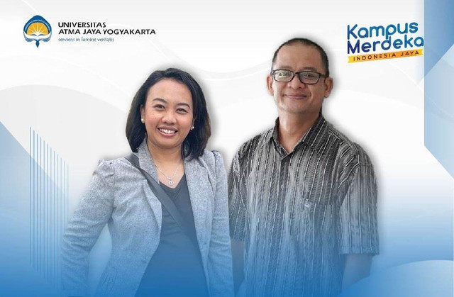 Desideria Cempaka W dan Yoseph Bambang Wiratmojo, penerima Erasmus Staff Exchange dari Institute of Media and Communication Ilmenau, Jerman. Foto: istimewa