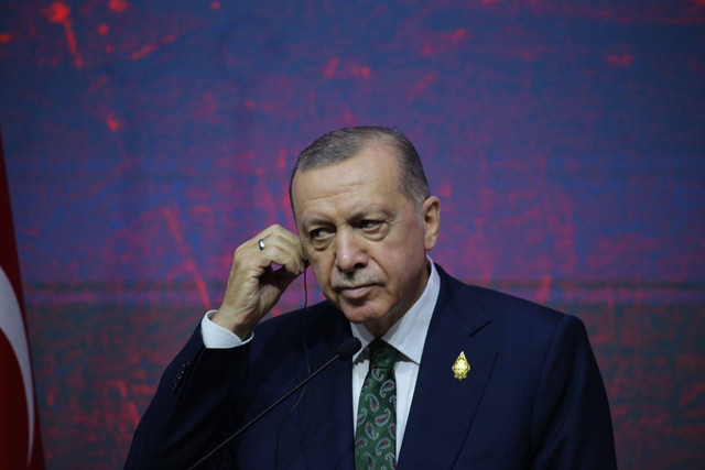 Presiden Turki, Recep Tayyip Erdogan gelar konferensi pers di Auditorium BICC, Bali, Rabu (16/11). Foto: Aditia Noviansyah/kumparan