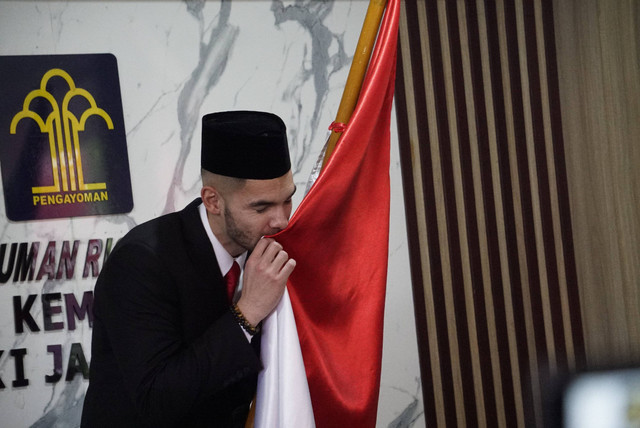 Sandy Walsh usai melakukan sumpah dan janji setia pewarganegaraan di Kanwil Kemenkumham, Jakarta, Kamis (17/11/2022). Foto: Jamal Ramadhan/kumparan
