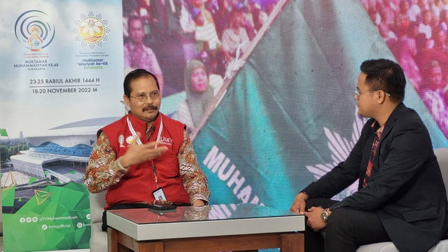 Rektor UMT dalam talkshow TVmu di Acara Muktamar ke-48