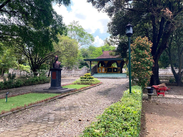 Astana Oetara Surakarta. Kredit foto: Aulya S