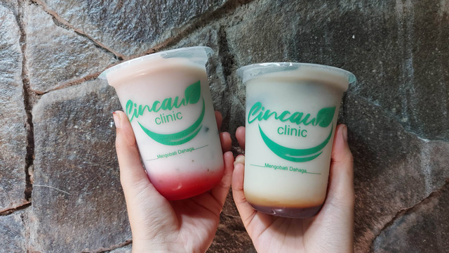 Cincau Clinic, UMKM minuman tradisional yang berkolaborasi dengan petani lokal. Foto: Azalia Amadea/Kumparan