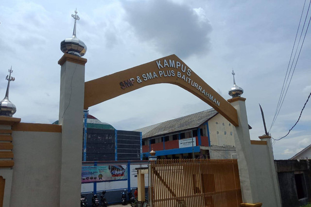 Sekolah SMP Baiturrahman, Bandung. Foto: Arif Syamsul Ma'arif/kumparan
