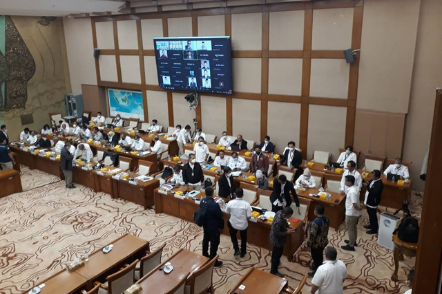 Ilustrasi Rapat Komisi VII DPR). Foto: Ema Fitriyani/kumparan