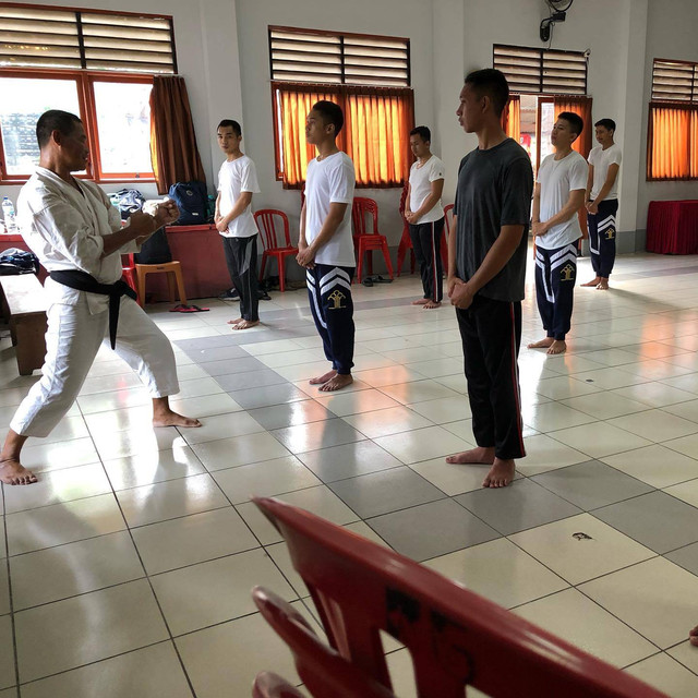 Petugas Rutan Gianyar Ikuti Pelatihan Dasar Kempo (dokumentasi penulis)