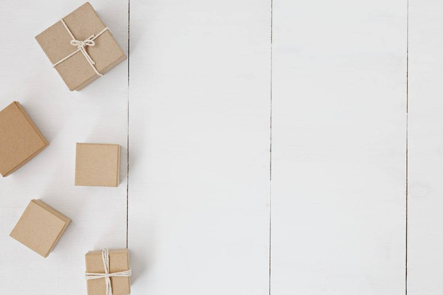 Mengapa Kita Perlu Mencantumkan Kode Pos dalam Formulir Pengiriman Barang?                                                      Sumber www.unsplash.com