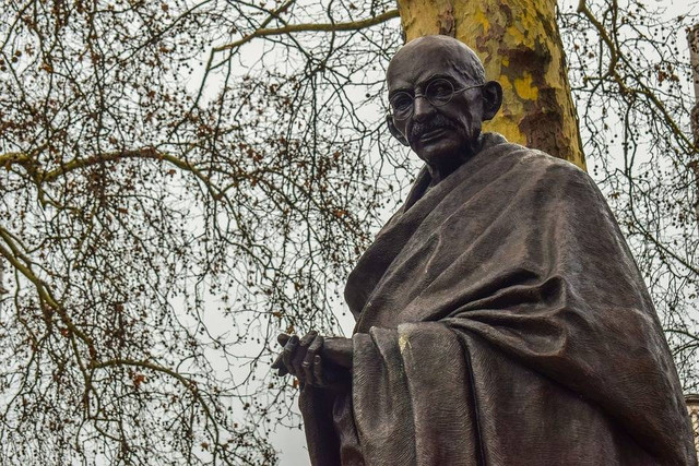 Ilustrasi Kata Bijak Mahatma Gandhi tentang Kehidupan. Foto: Pixabay/dimitrisvetsikas1969.