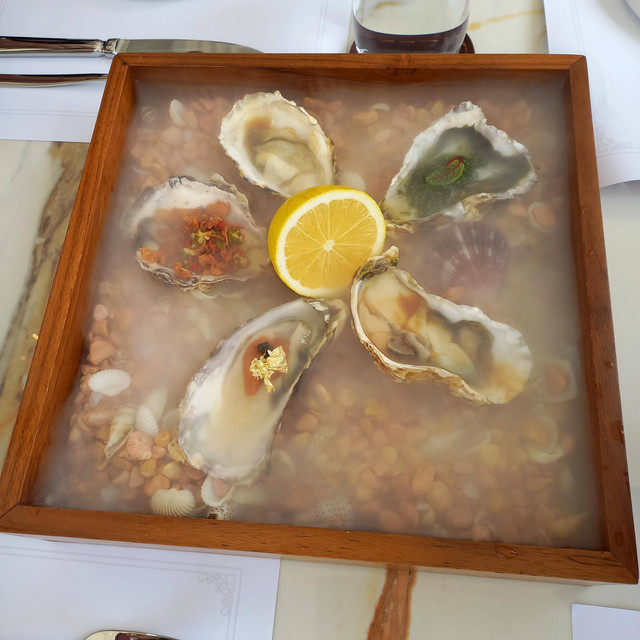 Menu Hokkaido oyster platter ala DION. Foto: Monika Febriana/kumparan