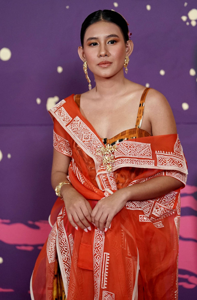 Shenina Cinnamon saat melintas red carpet Festival Film Indonesia 2022 di JCC, Jakarta, Selasa (22/11/2022). Foto: Agus Apriyanto