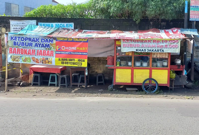 Ketoprak dan Bubur Ayam Barokah Jabar (Sumber: Pribadi, Sabtu 26/11/2022).
