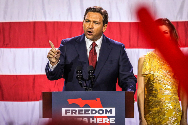 Gubernur Republik Florida Ron DeSantis berbicara di Convention Center di Tampa, Florida, pada 8 November 2022. Foto: Giorgio VIERA/AFP