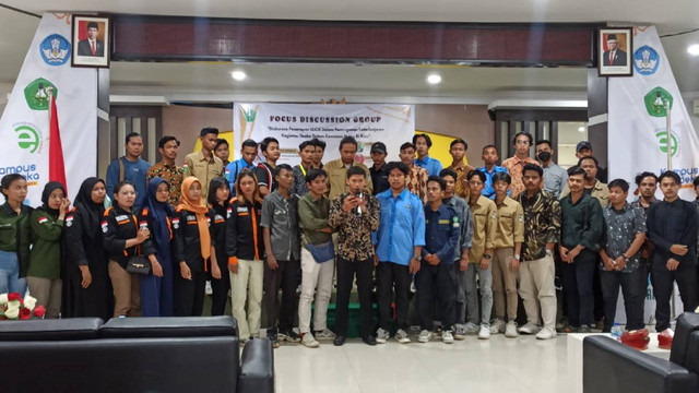 BEM se-Riau membacakan butir-butir kesepahaman UU CIpta Kerja. (Foto: Istimewa)