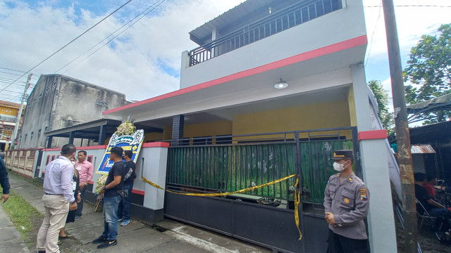 Suasana rumah TKP pembunuhan 1 keluarga di Kabupaten Magelang. Foto: Intan Alliva Khansa/kumparan