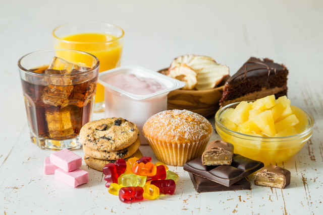 Ilustrasi makanan manis. Sumber : Shutterstock 