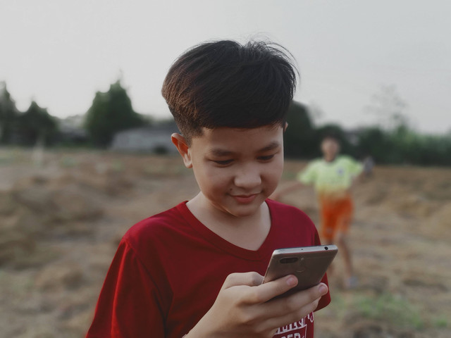 Ilustrasi Sayuran yang Minta Diisi Ulang, sumber foto (Yeon Li) by unsplash.com
