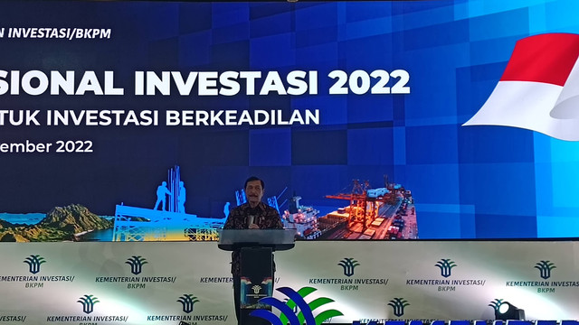 Menteri Koordinator Bidang Kemaritiman dan Investasi, Luhut Binsar Pandjaitan menghadiri Rapat Koordinasi Nasional Investasi 2022 di Hotel Ritz-Carlton, Rabu (30/11/2022). Foto: Ghinaa Rahmatika/kumparan