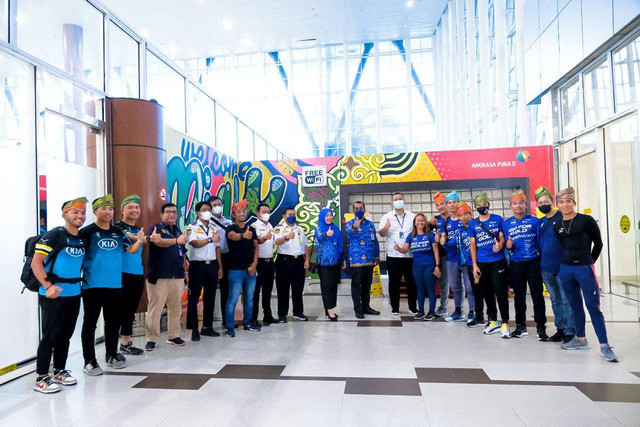 Pembalap asal Filipina dan Brunei Darussalam tiba di Kota Pekanbaru, Riau. (Dok. Istimewa)