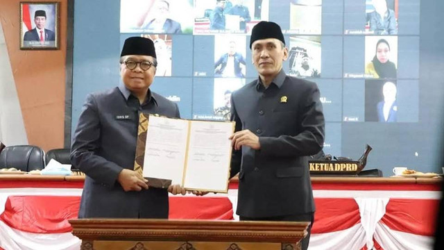 Pemprov-DPRD Sulbar sepakati RAPBD 2023. Foto: Dokumentasi Pemprov Sulbar