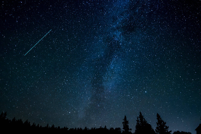 Kata-kata tentang malam penuh makna. Foto: Pexels/Neale LaSalle.
