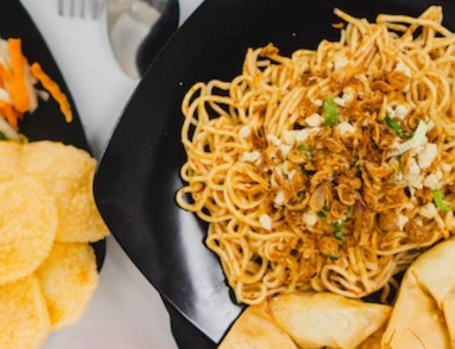 Ilustrasi menu yang ada di Mie Gacoan. Foto: Unsplash/Muhammad Fawdy